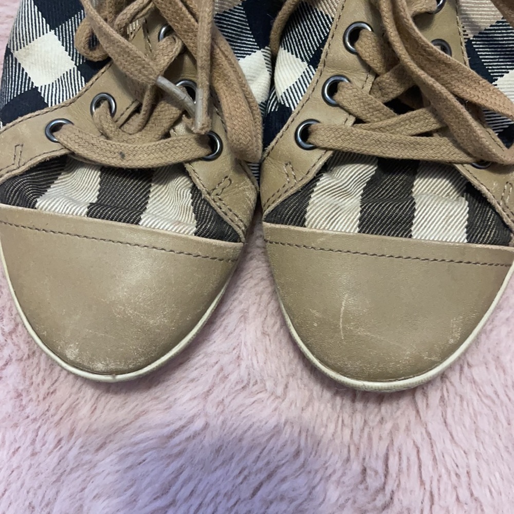 Burberry sneakers - Picture 2 of 9
